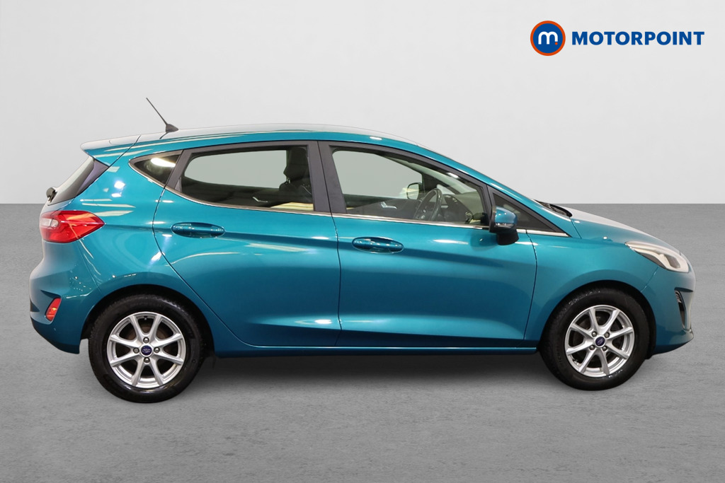 Ford Fiesta Zetec Manual Petrol Hatchback - Stock Number (1540753) - Drivers side