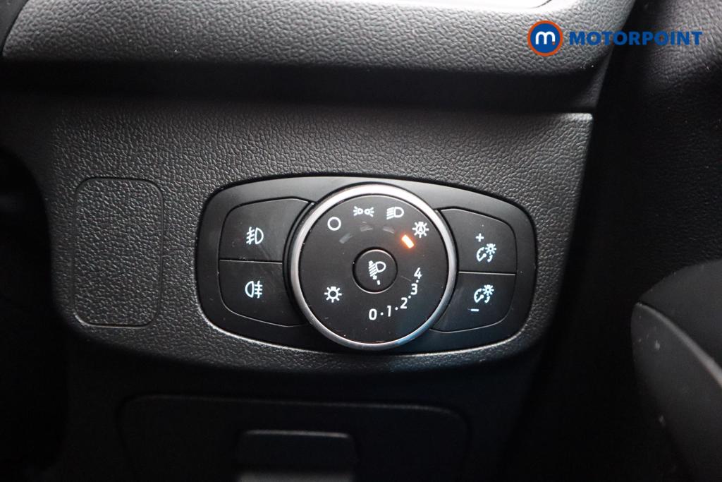 Ford Focus Titanium Manual Petrol Hatchback - Stock Number (1540755) - 16th supplementary image