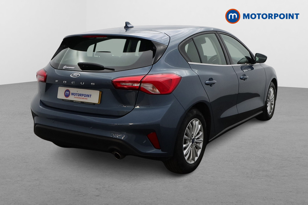 Ford Focus Titanium Manual Petrol Hatchback - Stock Number (1540755) - Drivers side rear corner