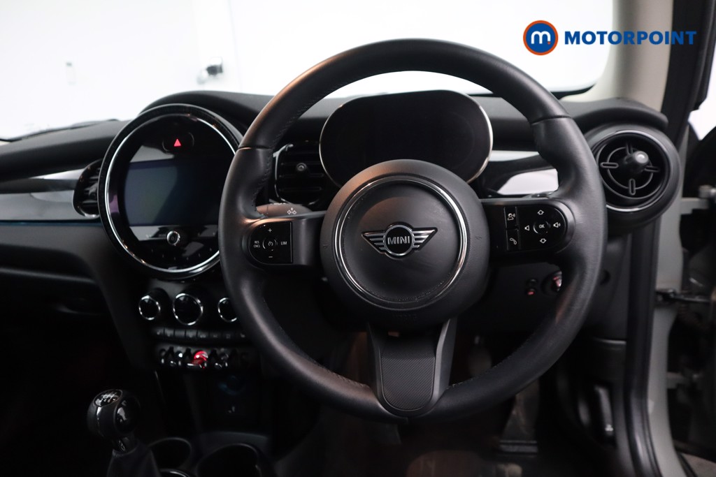 Mini Hatchback Cooper Classic Manual Petrol Hatchback - Stock Number (1540821) - 4th supplementary image