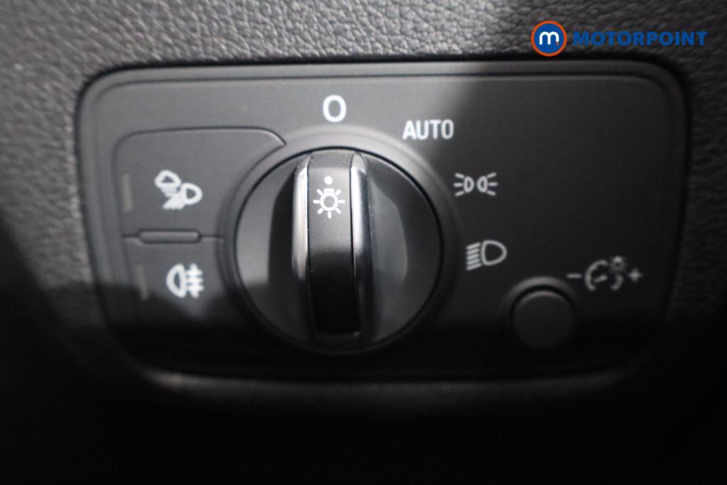 Audi Q2 Technik Manual Petrol SUV - Stock Number (1540876) - 12th supplementary image