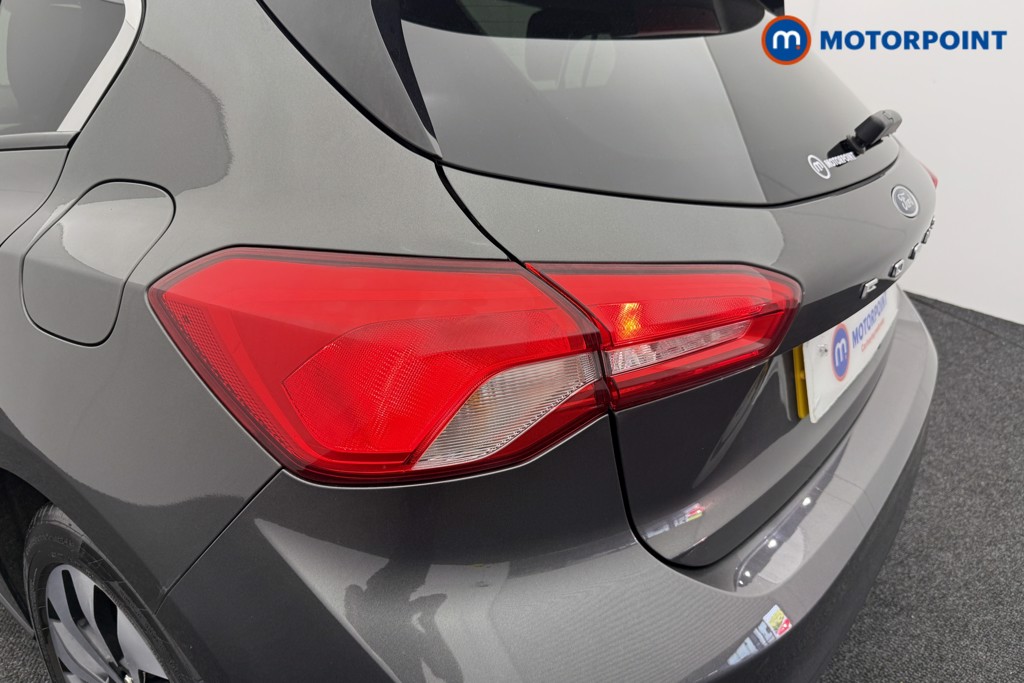 Ford Focus Zetec Manual Petrol Hatchback - Stock Number (1541173) - 22nd supplementary image