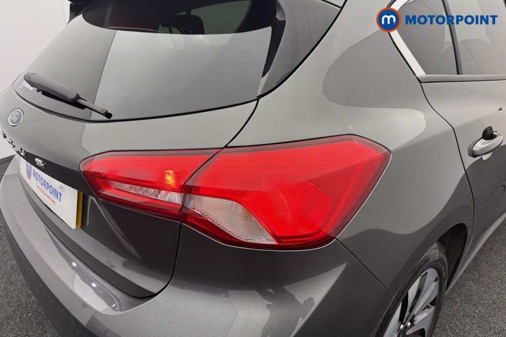 Ford Focus Zetec Manual Petrol Hatchback - Stock Number (1541173) - 23rd supplementary image