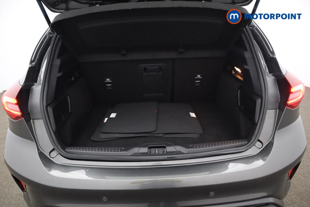 Ford Focus St-Line Vignale Manual Petrol-Electric Hybrid Hatchback - Stock Number (1541462) - 5th supplementary image