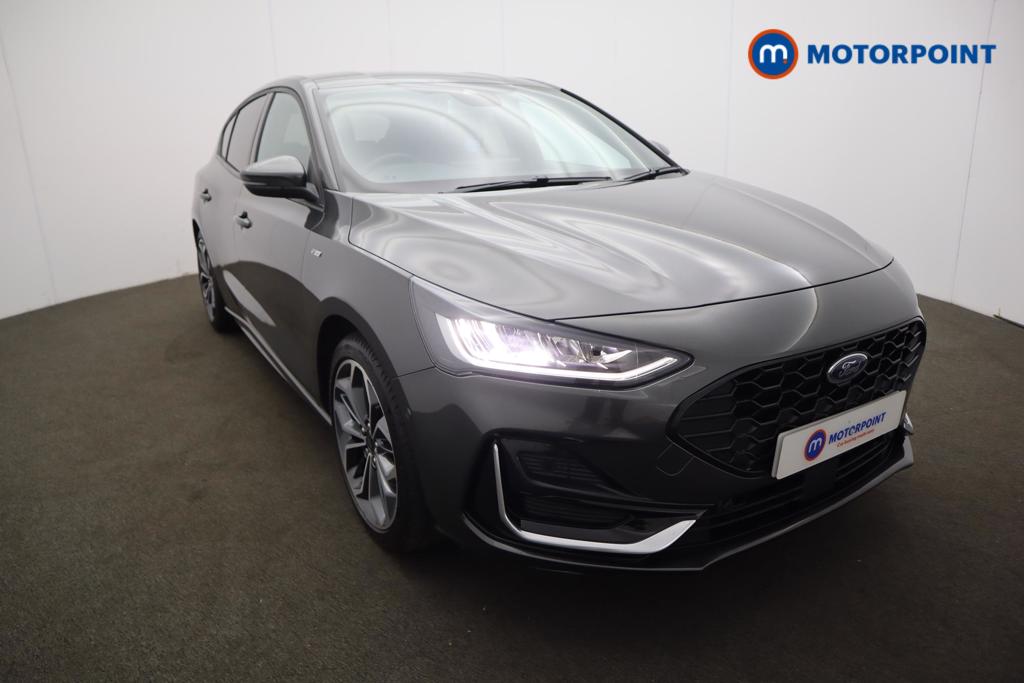 Ford Focus St-Line Vignale Manual Petrol-Electric Hybrid Hatchback - Stock Number (1541462) - 20th supplementary image