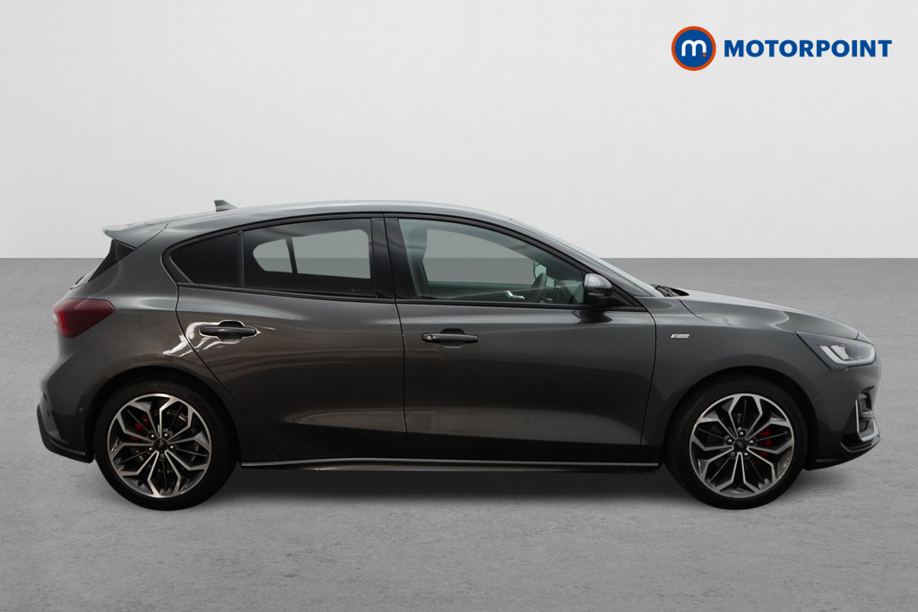 Ford Focus St-Line Vignale Manual Petrol-Electric Hybrid Hatchback - Stock Number (1541462) - Drivers side