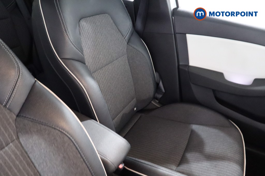 Renault Clio Se Edition Manual Petrol Hatchback - Stock Number (1541524) - 24th supplementary image