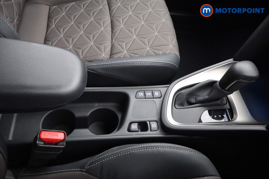 Toyota Yaris Cross Excel Automatic Petrol-Electric Hybrid Estate - Stock Number (1541549) - 7th supplementary image