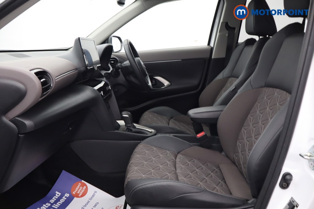 Toyota Yaris Cross Excel Automatic Petrol-Electric Hybrid Estate - Stock Number (1541549) - 19th supplementary image