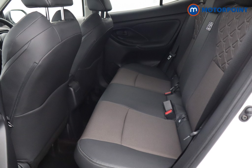 Toyota Yaris Cross Excel Automatic Petrol-Electric Hybrid Estate - Stock Number (1541549) - 20th supplementary image