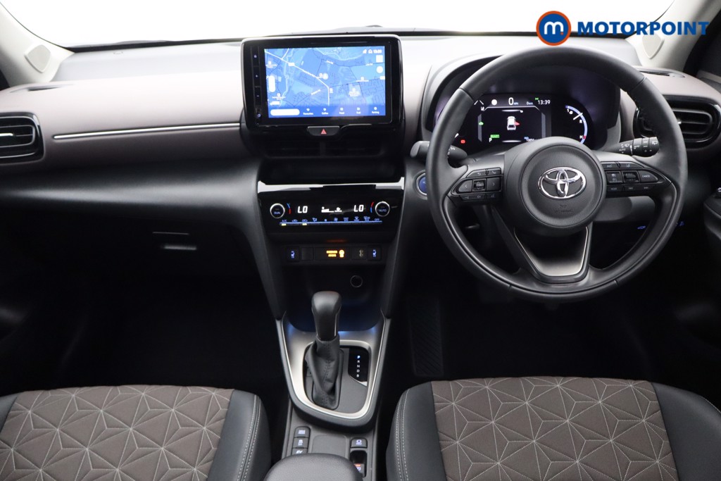 Toyota Yaris Cross Excel Automatic Petrol-Electric Hybrid Estate - Stock Number (1541549) - 1st supplementary image