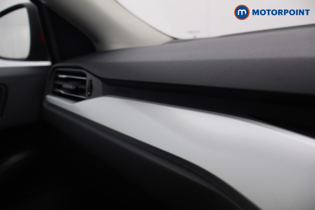 Ford Focus Zetec Edition Manual Petrol-Electric Hybrid Hatchback - Stock Number (1541555) - 10th supplementary image