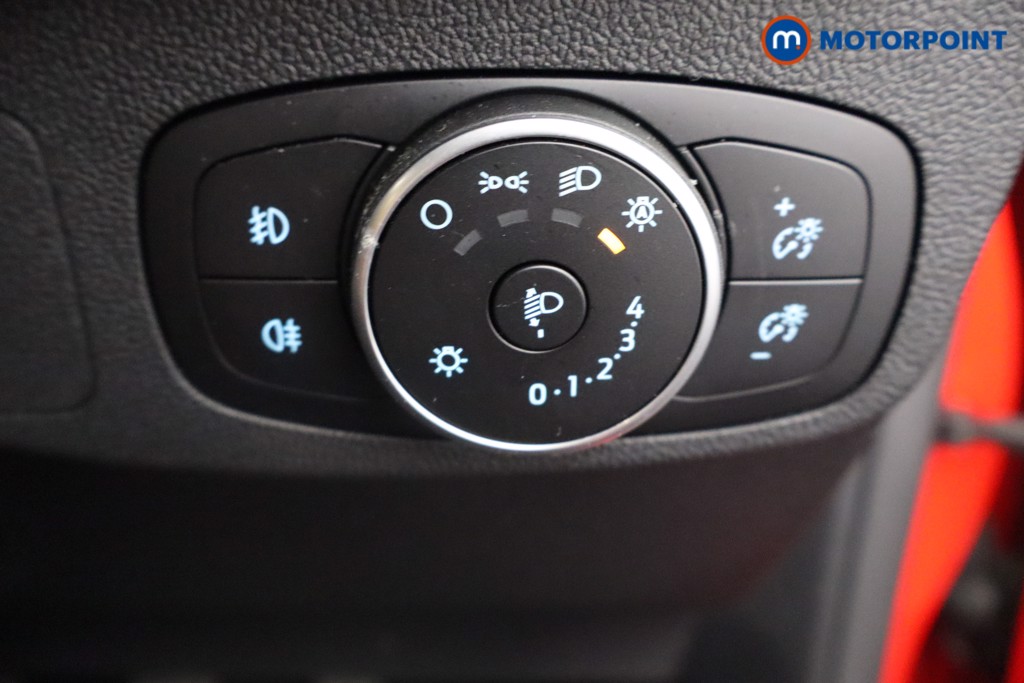 Ford Focus Zetec Edition Manual Petrol-Electric Hybrid Hatchback - Stock Number (1541555) - 12th supplementary image