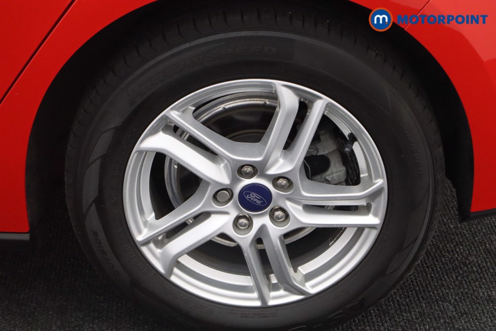 Ford Focus Zetec Edition Manual Petrol-Electric Hybrid Hatchback - Stock Number (1541555) - 21st supplementary image