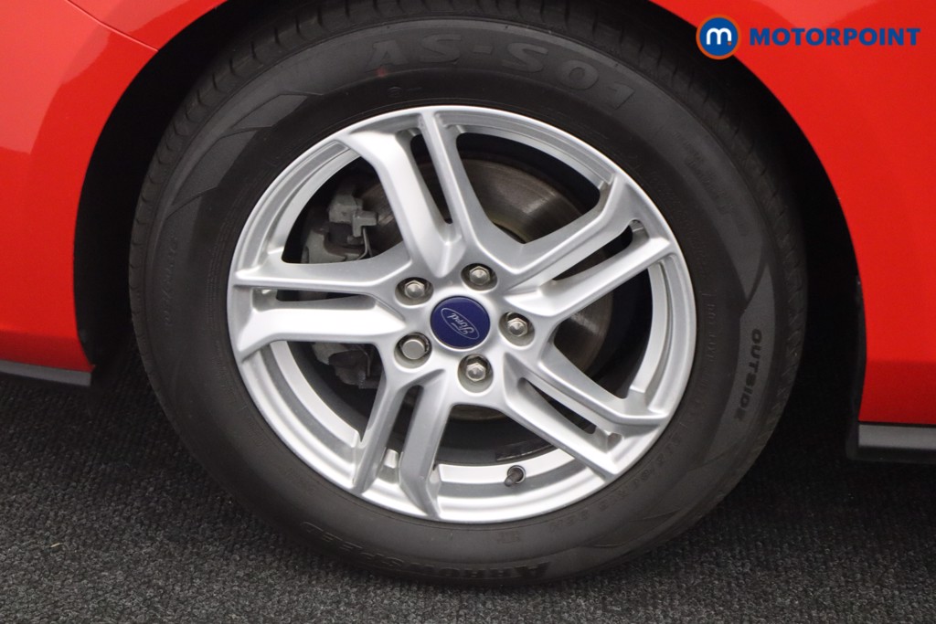 Ford Focus Zetec Edition Manual Petrol-Electric Hybrid Hatchback - Stock Number (1541555) - 22nd supplementary image