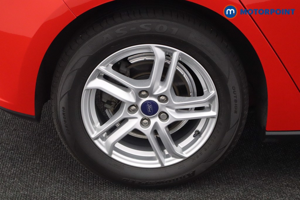 Ford Focus Zetec Edition Manual Petrol-Electric Hybrid Hatchback - Stock Number (1541555) - 24th supplementary image