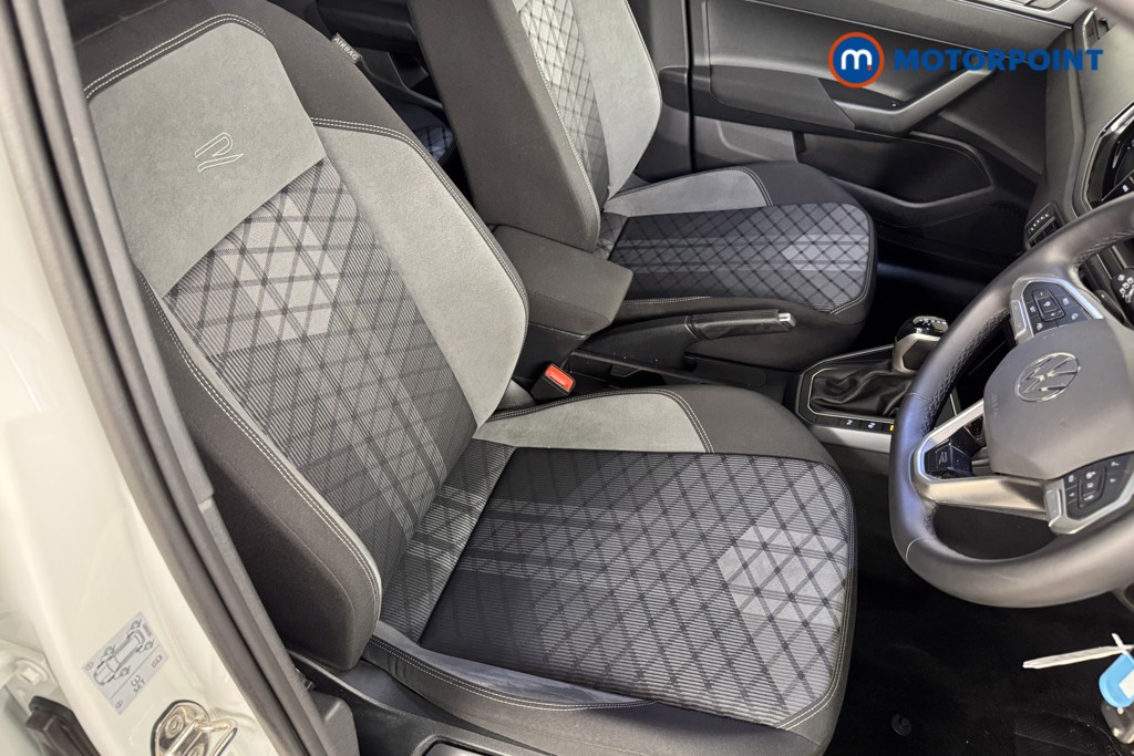 Volkswagen Taigo R-Line Automatic Petrol SUV - Stock Number (1541582) - 5th supplementary image