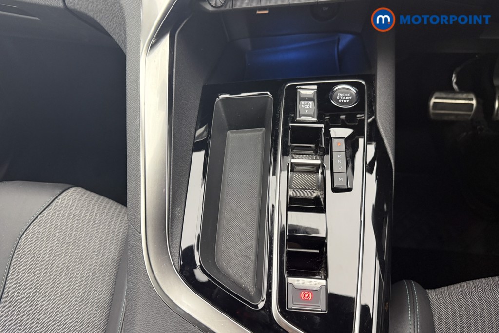 Peugeot 3008 Allure Automatic Petrol-Electric Hybrid SUV - Stock Number (1541788) - 5th supplementary image