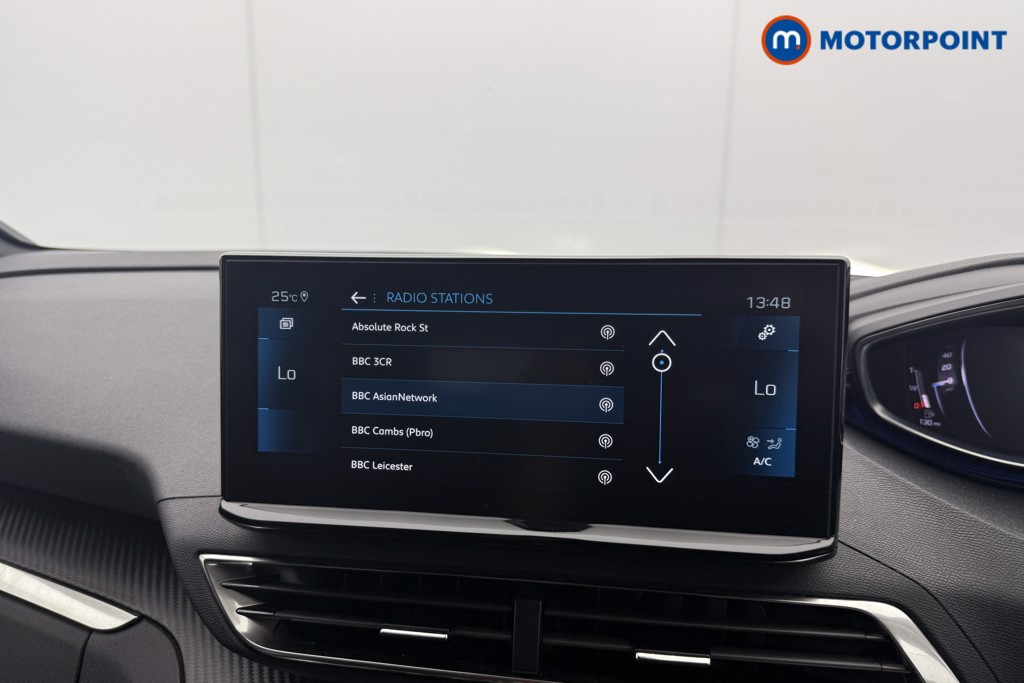 Peugeot 3008 Allure Automatic Petrol-Electric Hybrid SUV - Stock Number (1541788) - 12th supplementary image