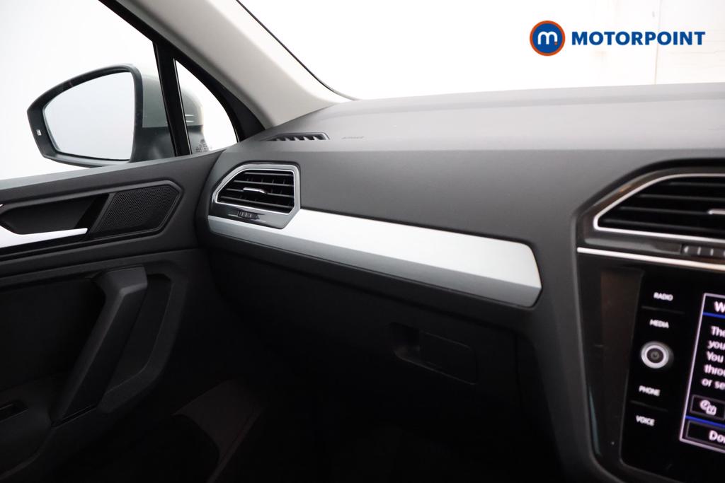 Volkswagen Tiguan Match Manual Petrol SUV - Stock Number (1541960) - 7th supplementary image