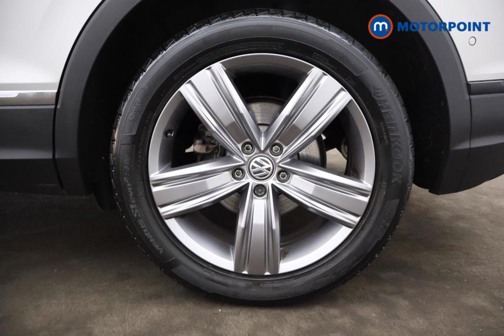 Volkswagen Tiguan Match Manual Petrol SUV - Stock Number (1541960) - 21st supplementary image