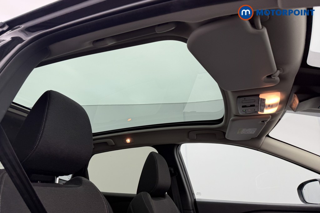Nissan Qashqai N-Connecta Automatic Petrol SUV - Stock Number (1541983) - 16th supplementary image