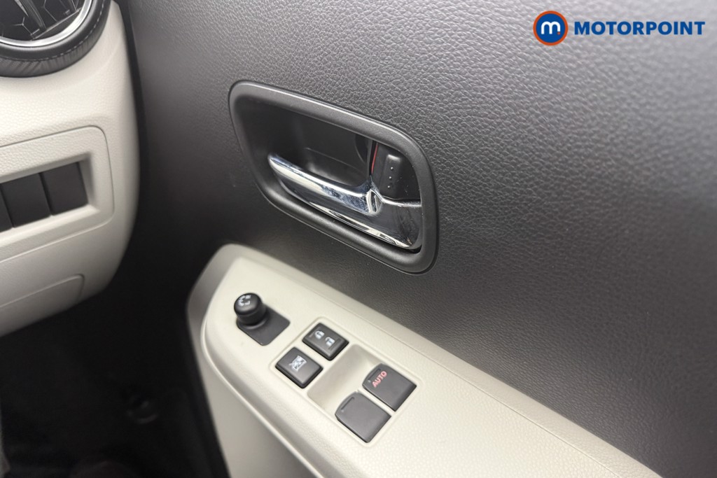 Suzuki Ignis Sz-T Manual Petrol SUV - Stock Number (1542449) - 9th supplementary image