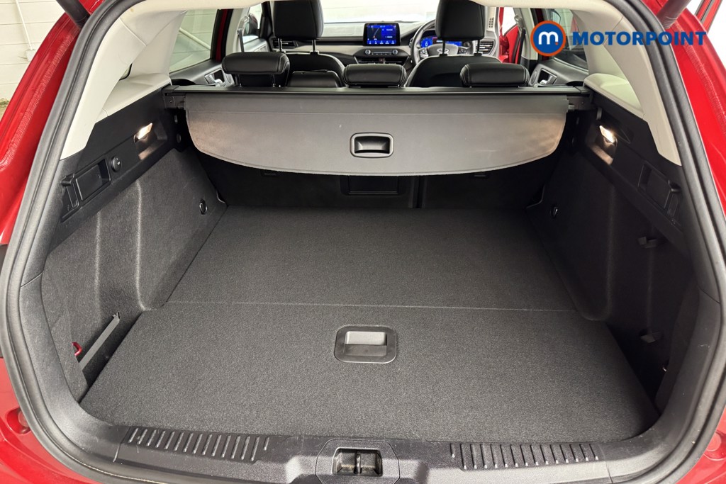 Ford Focus Active X Vignale Edition Manual Petrol-Electric Hybrid Estate - Stock Number (1524325) - 3rd supplementary image