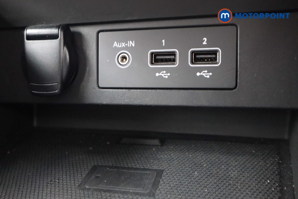 Renault Clio Evolution Automatic Petrol-Electric Hybrid Hatchback - Stock Number (1528438) - 12th supplementary image