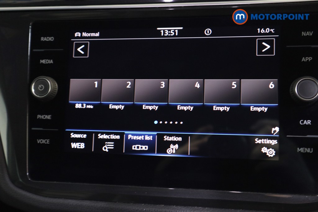 Volkswagen Tiguan R-Line Automatic Diesel SUV - Stock Number (1530092) - 2nd supplementary image