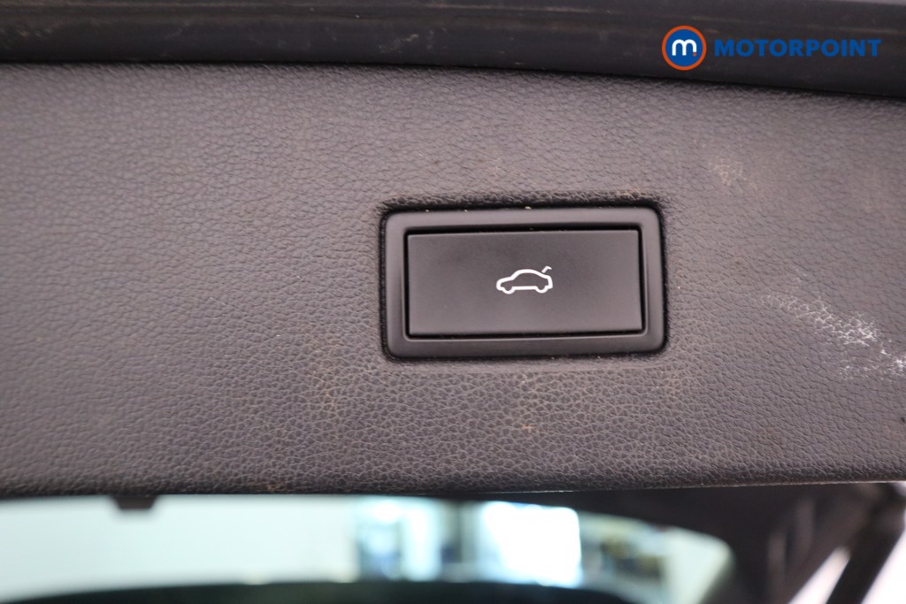 Volkswagen Tiguan R-Line Automatic Diesel SUV - Stock Number (1530092) - 16th supplementary image