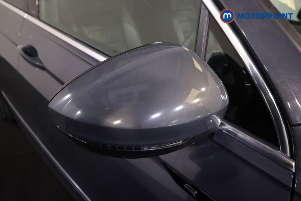 Volkswagen Tiguan R-Line Automatic Diesel SUV - Stock Number (1530092) - 28th supplementary image