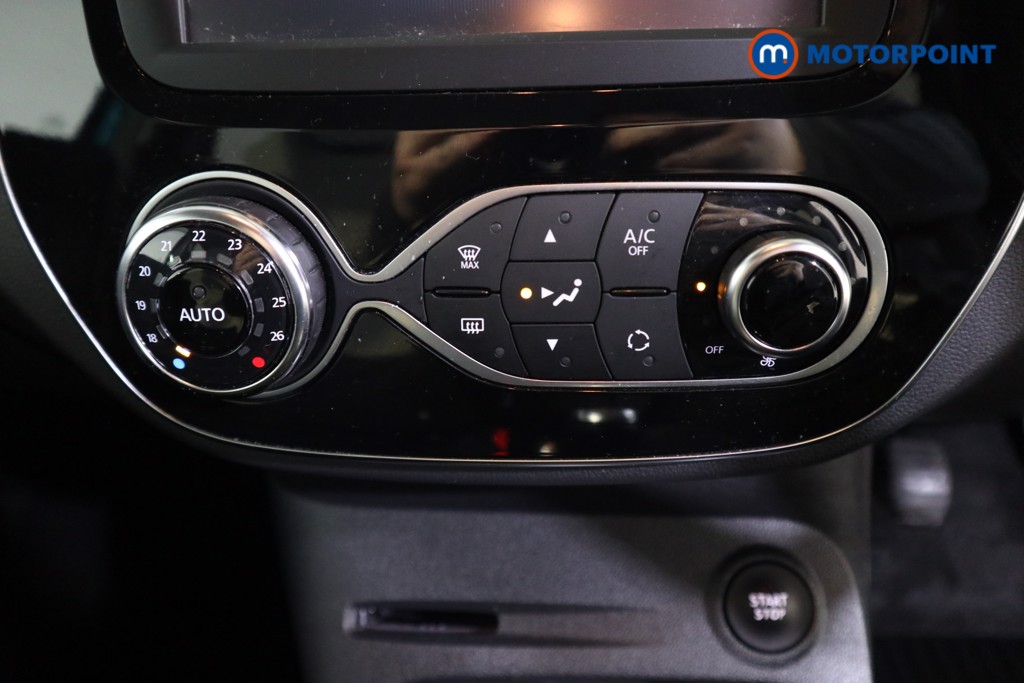 Renault Captur Iconic Manual Petrol SUV - Stock Number (1532468) - 7th supplementary image
