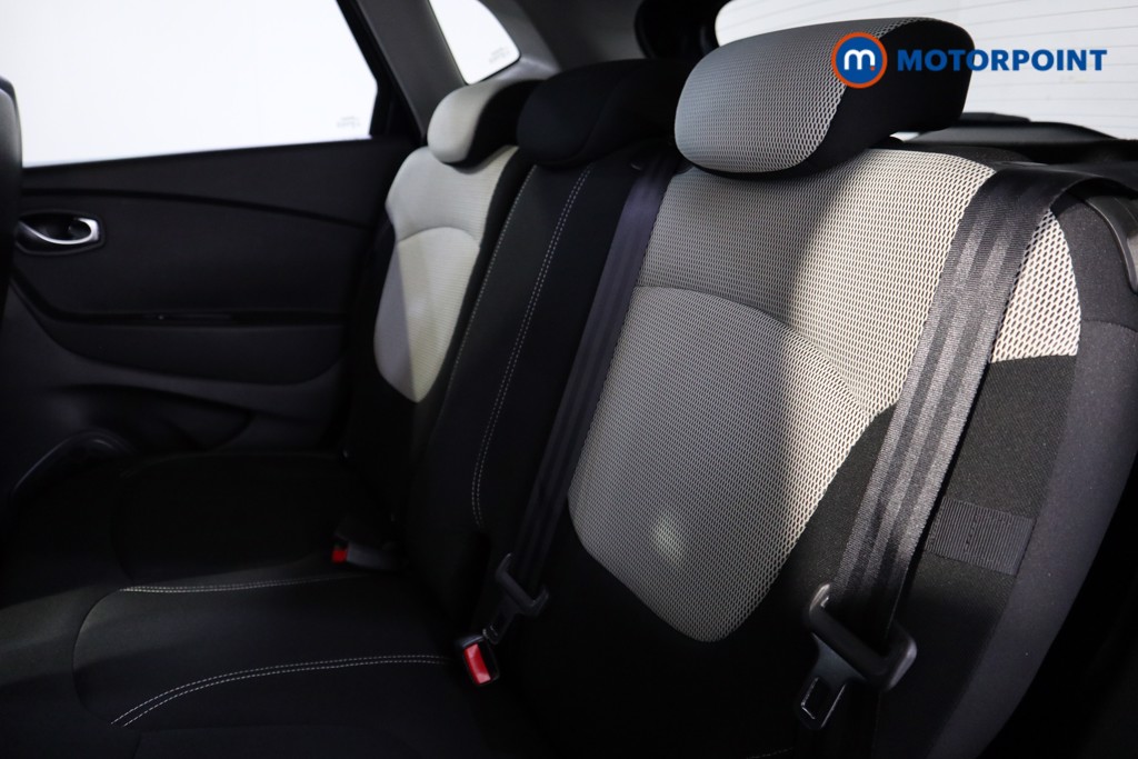 Renault Captur Iconic Manual Petrol SUV - Stock Number (1532468) - 11th supplementary image