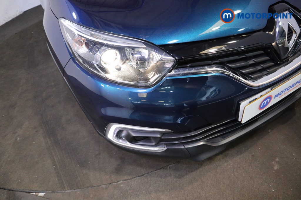 Renault Captur Iconic Manual Petrol SUV - Stock Number (1532468) - 23rd supplementary image