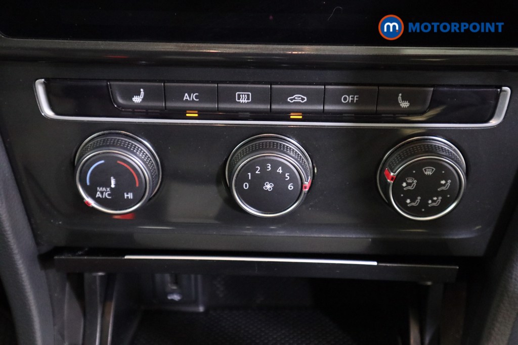Volkswagen Golf SE Manual Petrol Estate - Stock Number (1532933) - 7th supplementary image