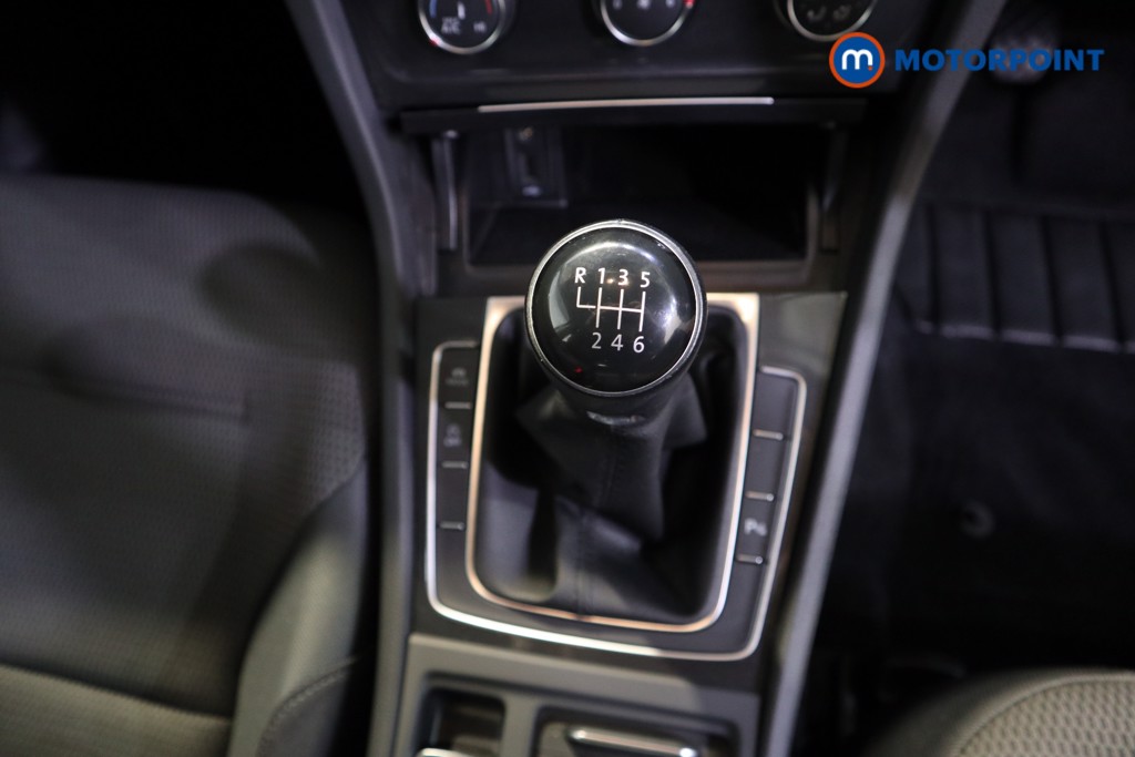 Volkswagen Golf SE Manual Petrol Estate - Stock Number (1532933) - 8th supplementary image