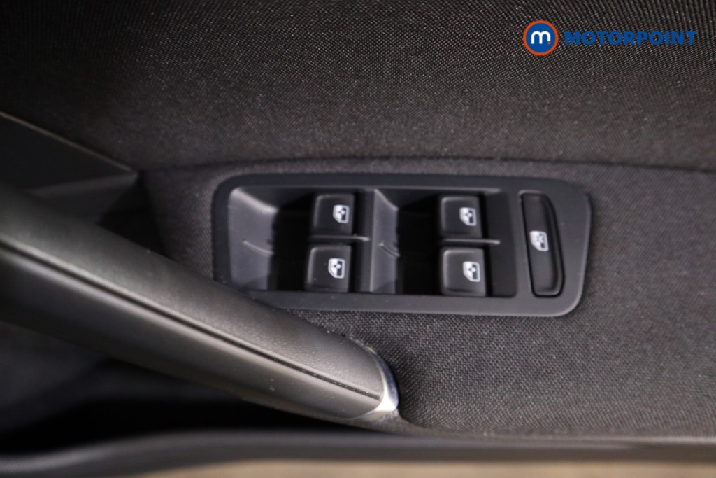 Volkswagen Golf SE Manual Petrol Estate - Stock Number (1532933) - 9th supplementary image