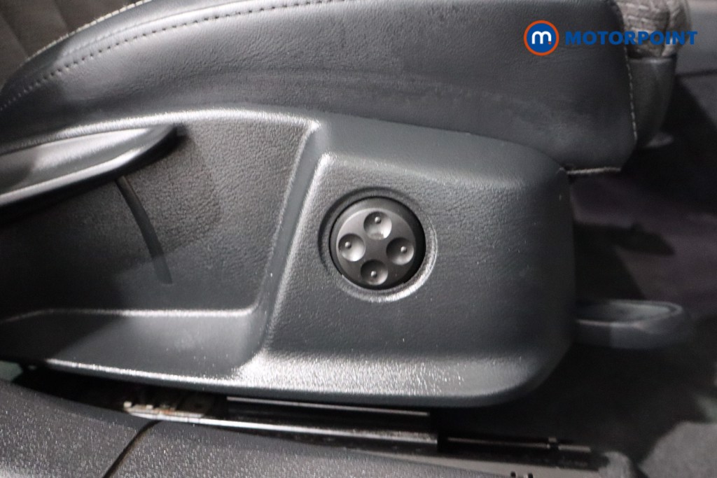 Audi A4 S Line Automatic Petrol Saloon - Stock Number (1533262) - 26th supplementary image