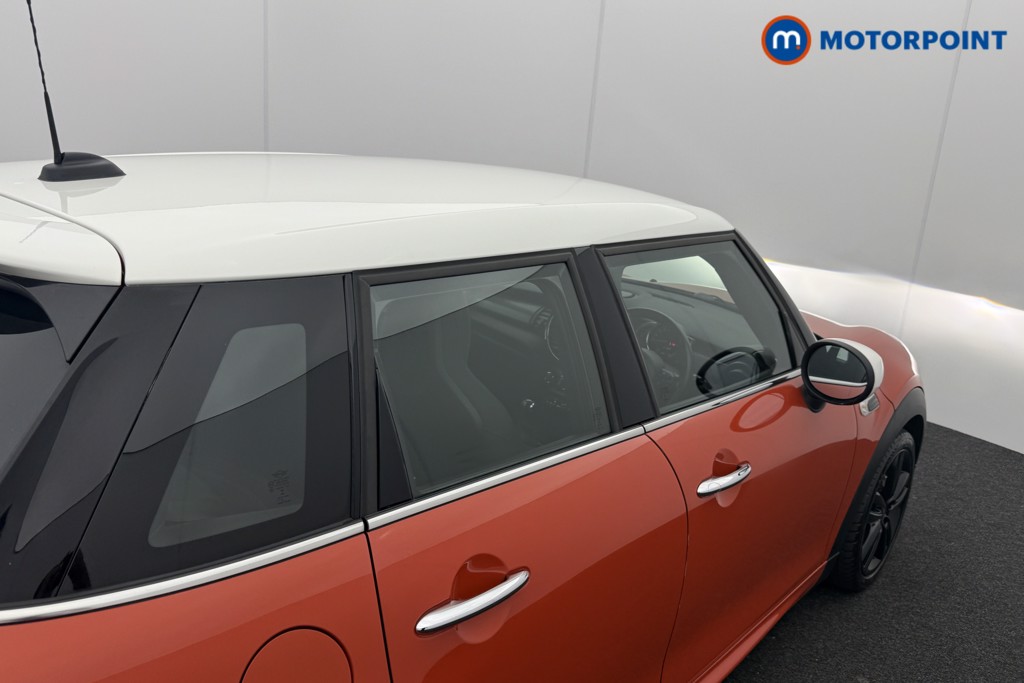 Mini Hatchback Cooper Sport Manual Petrol Hatchback - Stock Number (1534852) - 24th supplementary image