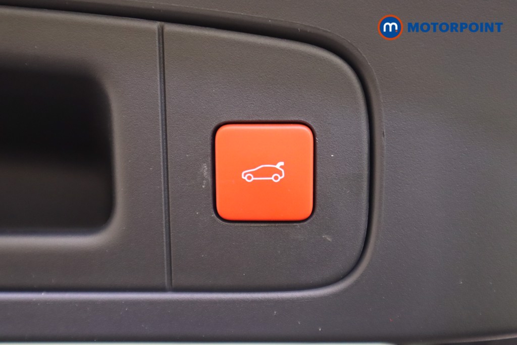 Citroen C5 X Shine Plus Automatic Petrol Plug-In Hybrid Hatchback - Stock Number (1536064) - 17th supplementary image