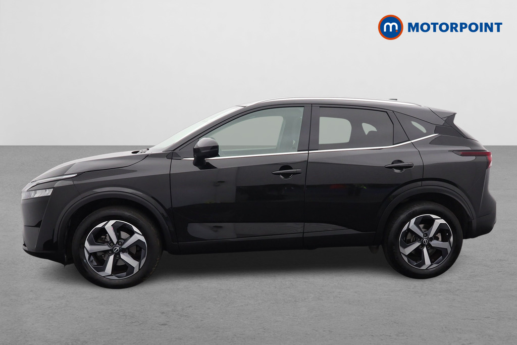 Nissan Qashqai N-Connecta Automatic Petrol SUV - Stock Number (1536407) - Passenger side