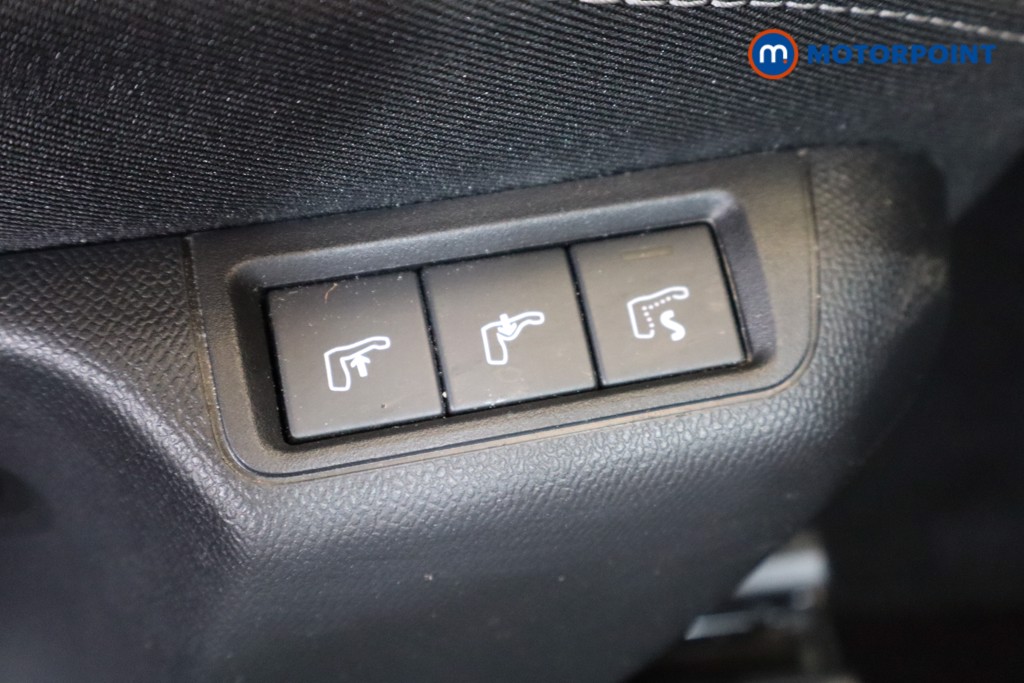 Vauxhall Corsa Ultimate Manual Petrol Hatchback - Stock Number (1536816) - 10th supplementary image