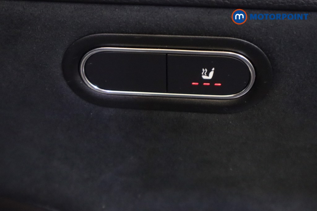 Mercedes-Benz A Class Amg Line Automatic Diesel Hatchback - Stock Number (1537158) - 13th supplementary image
