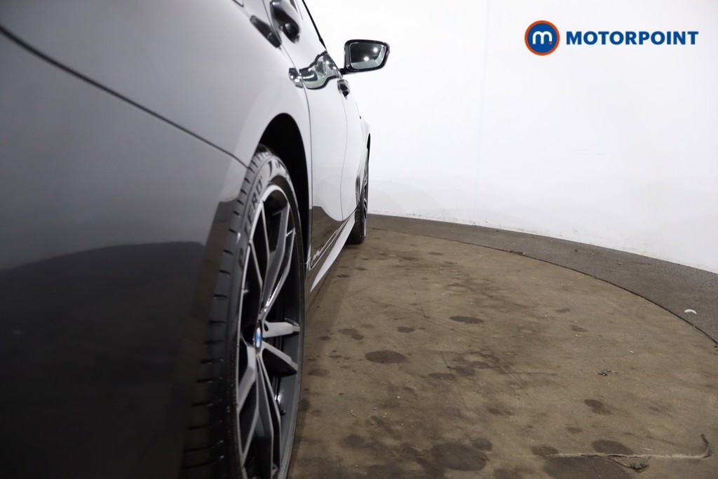BMW 3 Series M Sport Automatic Petrol Plug-In Hybrid Saloon - Stock Number (1537715) - 27th supplementary image