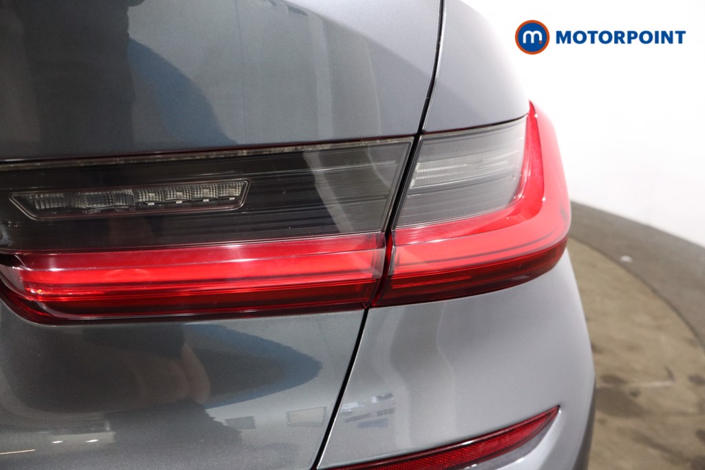 BMW 3 Series M Sport Automatic Petrol Plug-In Hybrid Saloon - Stock Number (1537715) - 28th supplementary image