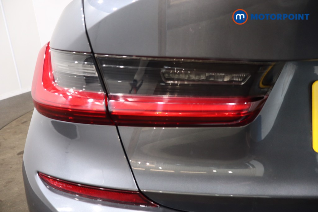BMW 3 Series M Sport Automatic Petrol Plug-In Hybrid Saloon - Stock Number (1537715) - 29th supplementary image