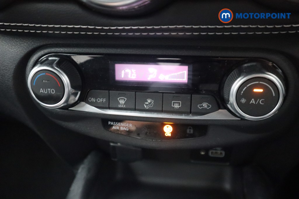 Nissan Juke N-Connecta Automatic Petrol SUV - Stock Number (1537823) - 8th supplementary image
