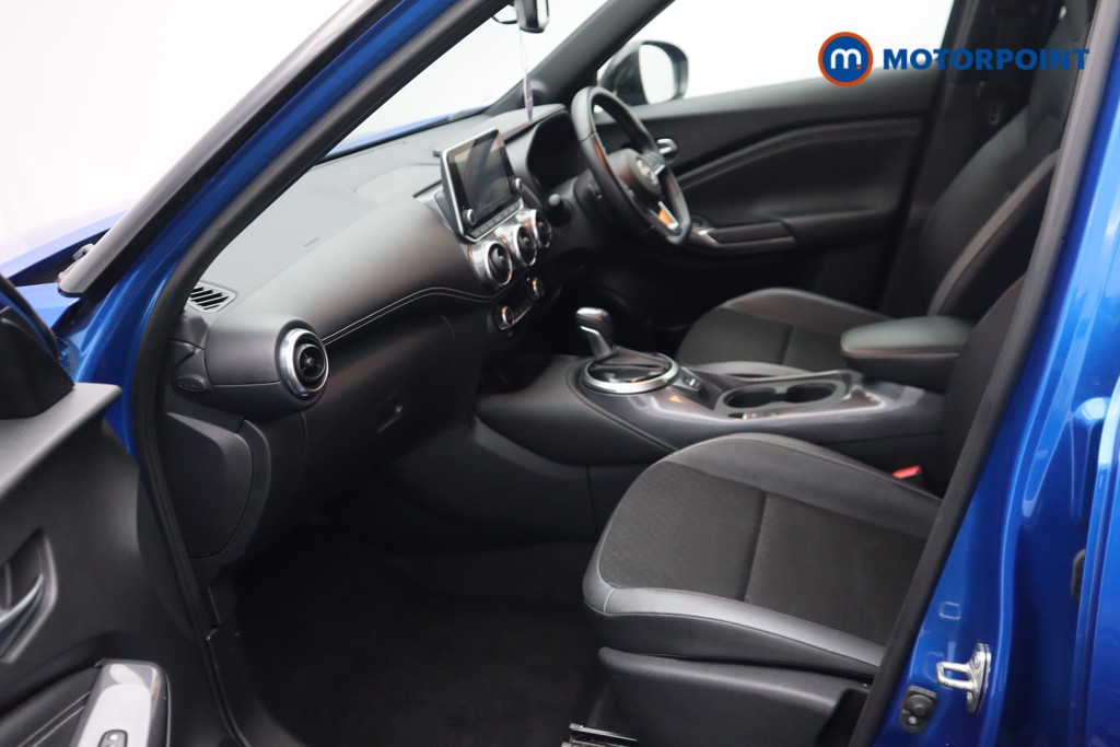 Nissan Juke N-Connecta Automatic Petrol SUV - Stock Number (1537823) - 1st supplementary image