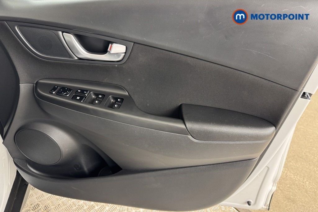 Hyundai Kona Se Connect Automatic Petrol-Electric Hybrid SUV - Stock Number (1538206) - 15th supplementary image